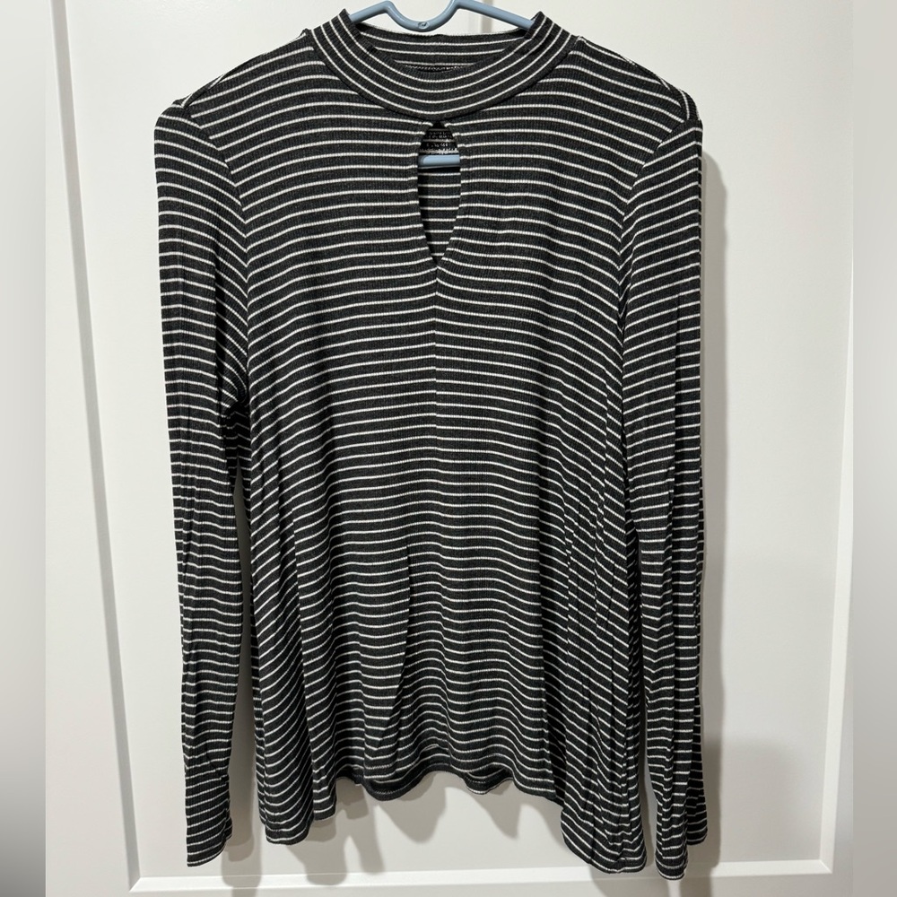 Black and White Striped Long Sleeve Top